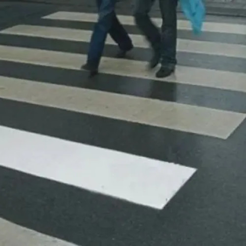 Clujean reclamă conducerea riscantă pe strada Primăverii și cere măsuri pentru pietoni