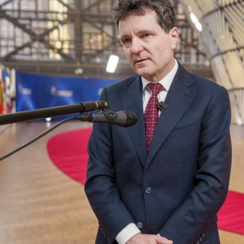 Nicușor Dan confirmă consultările cu USR pentru propunerile la Apărare și Economie