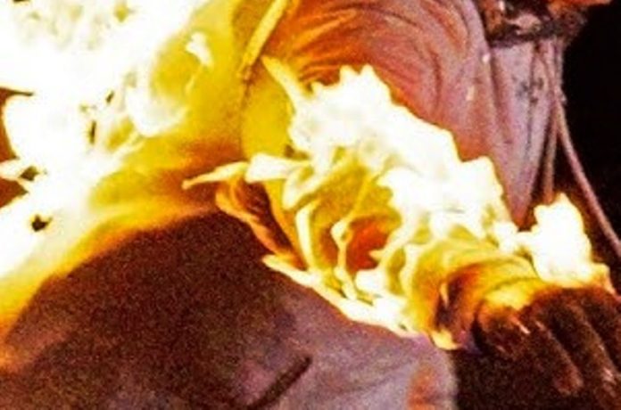 Pompier din Brăila rănit grav după un incendiu izbucnit la locuința sa