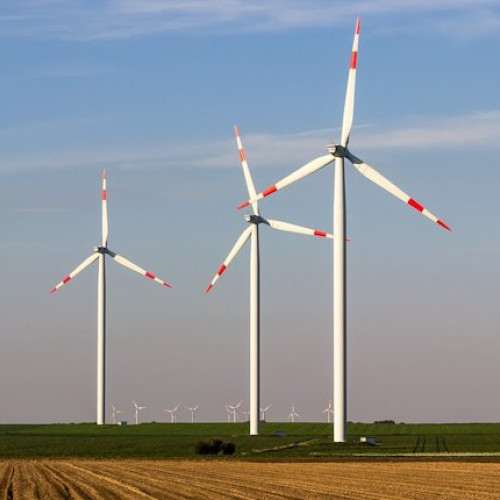 Consumul de energie regenerabilă în UE a crescut ușor în 2024, România atinge peste 25%