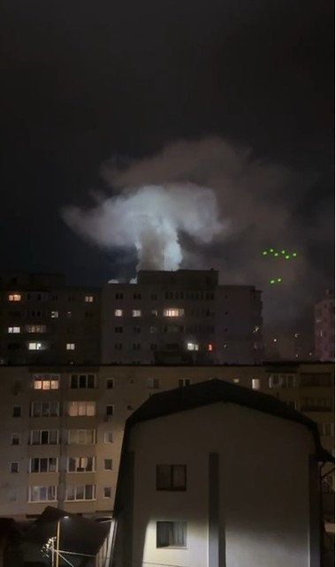 Incendiu puternic la un apartament din Brașov, un bărbat rănit