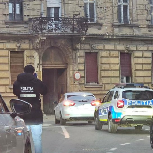 Un pieton a fost rănit după ce o șoferiță l-a lovit pe trecerea de pietoni din strada Episcopiei