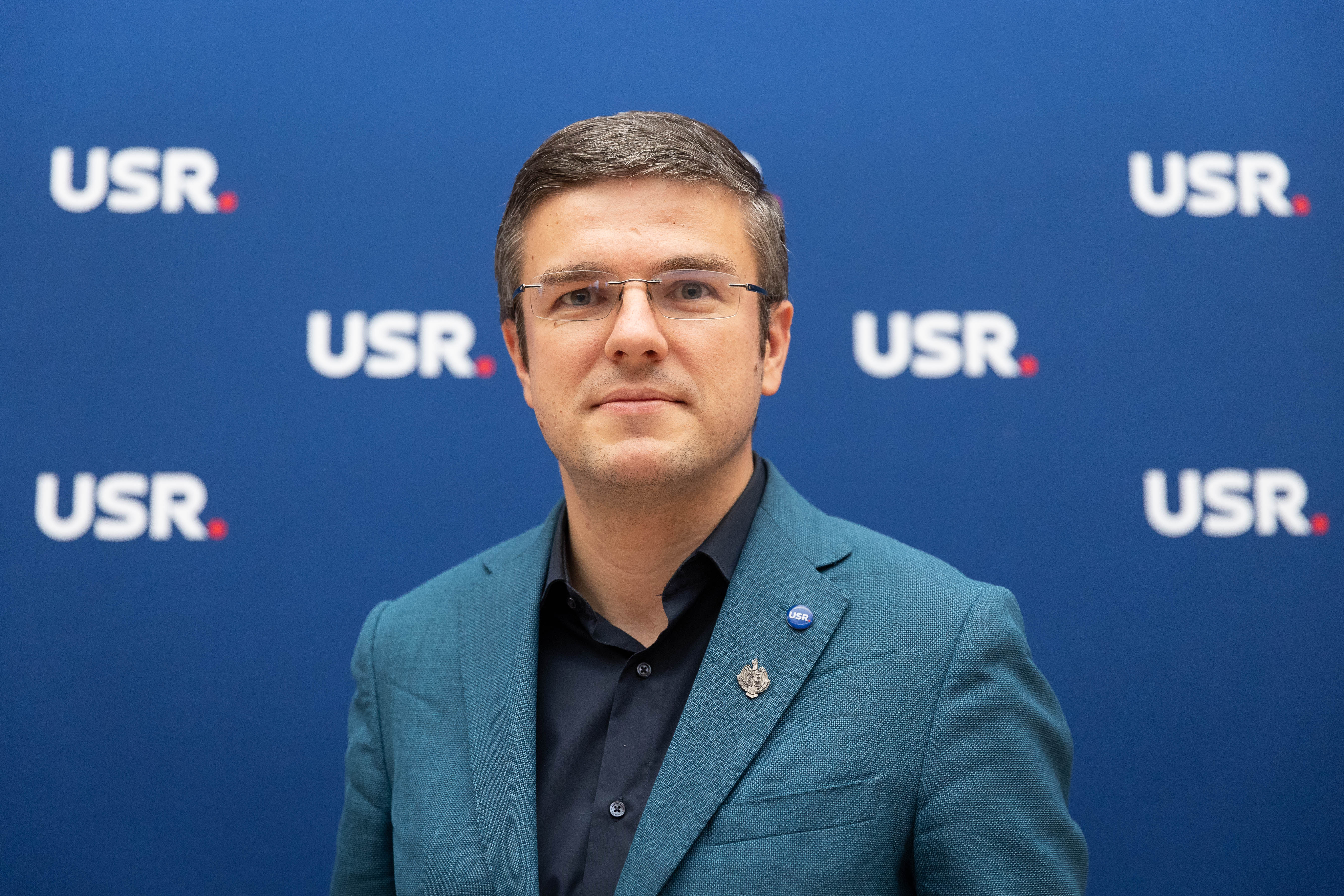 Irineu Darău și Radu Miruță, propuși pentru ministerele Economiei și Apărării de USR