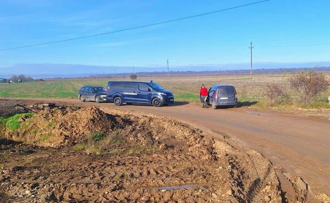 Autoritățile din Mehedinți gestionează focarul de pestă porcină africană la Devesel