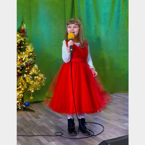 Elevii pregătiți de Daniel Teszler aduc bucurie la concertul de Crăciun din Oradea