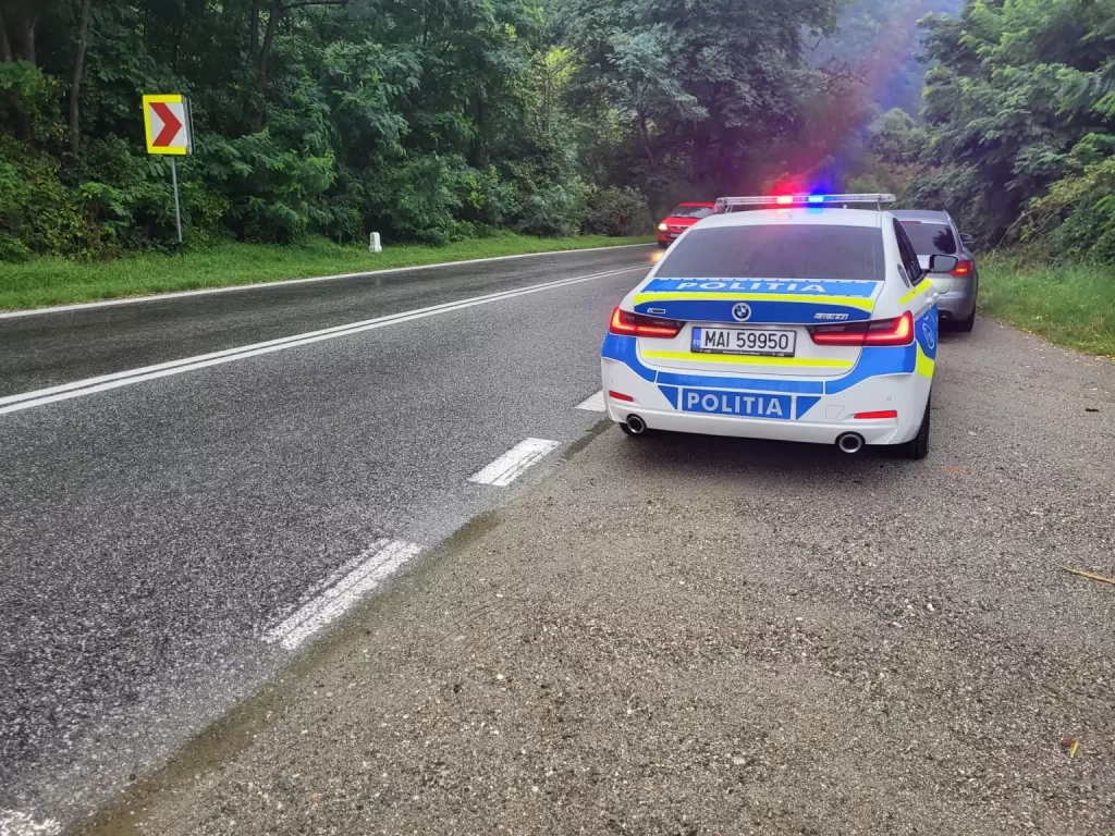 Trafic îngreunat pe DN 7 din cauza unei defecțiuni la un ansamblu rutier în Vâlcea