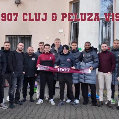 Jucătorii CFR Cluj aduc bucurie copiilor din centre familiale în pragul sărbătorilor