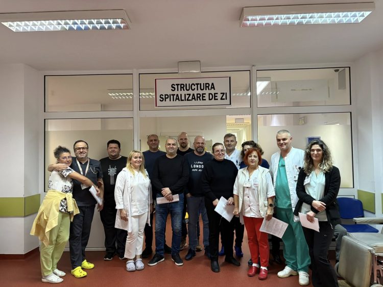 Angajații Spitalului Județean Baia Mare donează sânge cu puțin timp înainte de Crăciun