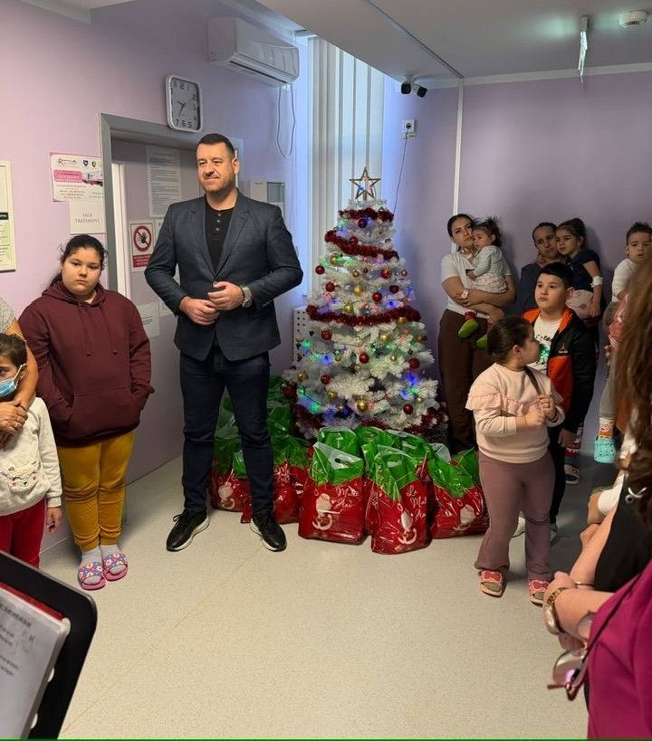 Primarul Gabriel Purcaru aduce bucurie copiilor și persoanelor cu dizabilități din Moreni