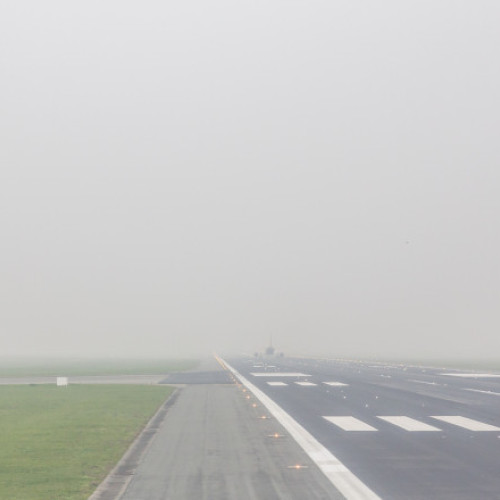 Mai multe zboruri către aeroportul din Iași, redirecționate din cauza ceții