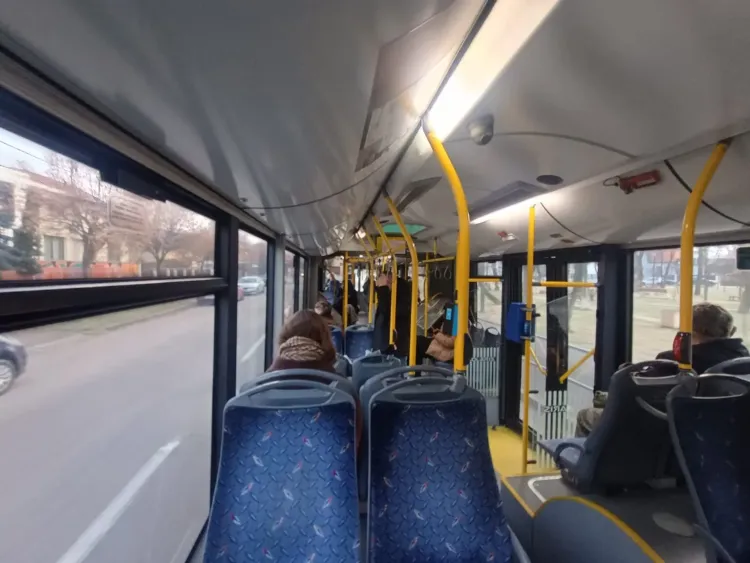 Poliția din Cluj-Napoca reține un bărbat pentru agresiune sexuală asupra unui minor în transportul public