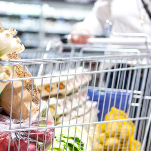 Lanțurile de magazine din România anunță program modificat pentru sărbătorile de iarnă 2025