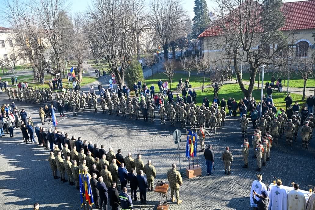 Batalionul 24 Infanterie „Ecaterina Teodoroiu” primește Drapelul de Luptă la Târgu Jiu