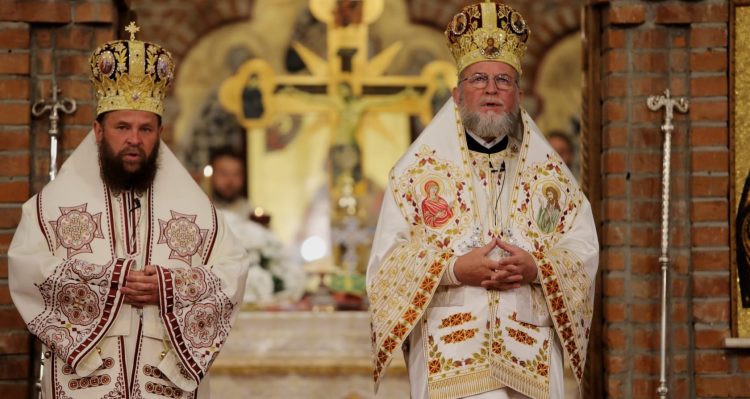 Episcopii Maramureșului vor sluji la două parohii din Baia Mare înaintea Crăciunului