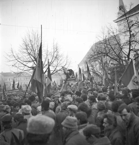 Alin Tișe comemorează eroii Revoluției din decembrie 1989 la 36 de ani de la eveniment