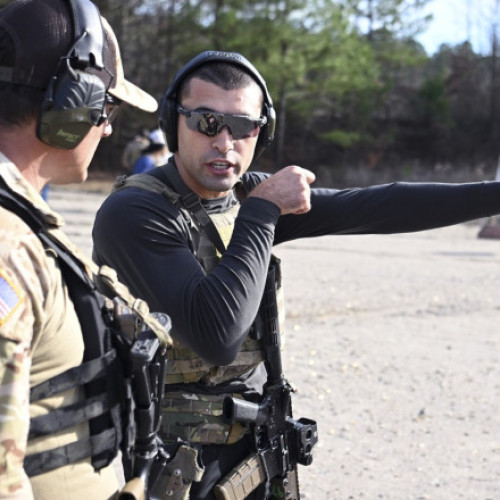 Armata SUA renunță la folosirea porcilor și caprelor pentru antrenamentul medicilor militari