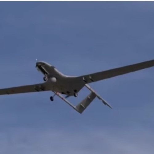 Poliția începe investigațiile după ce o dronă de mari dimensiuni a fost găsită în pădurea de la Lerești