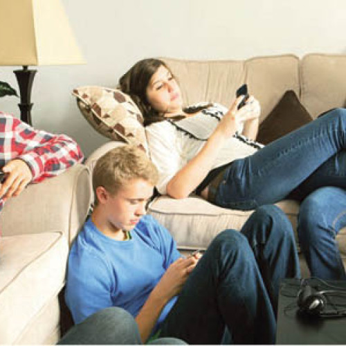 Tot mai mulți tineri se confruntă cu anxietatea legată de viitor, arată studii recente