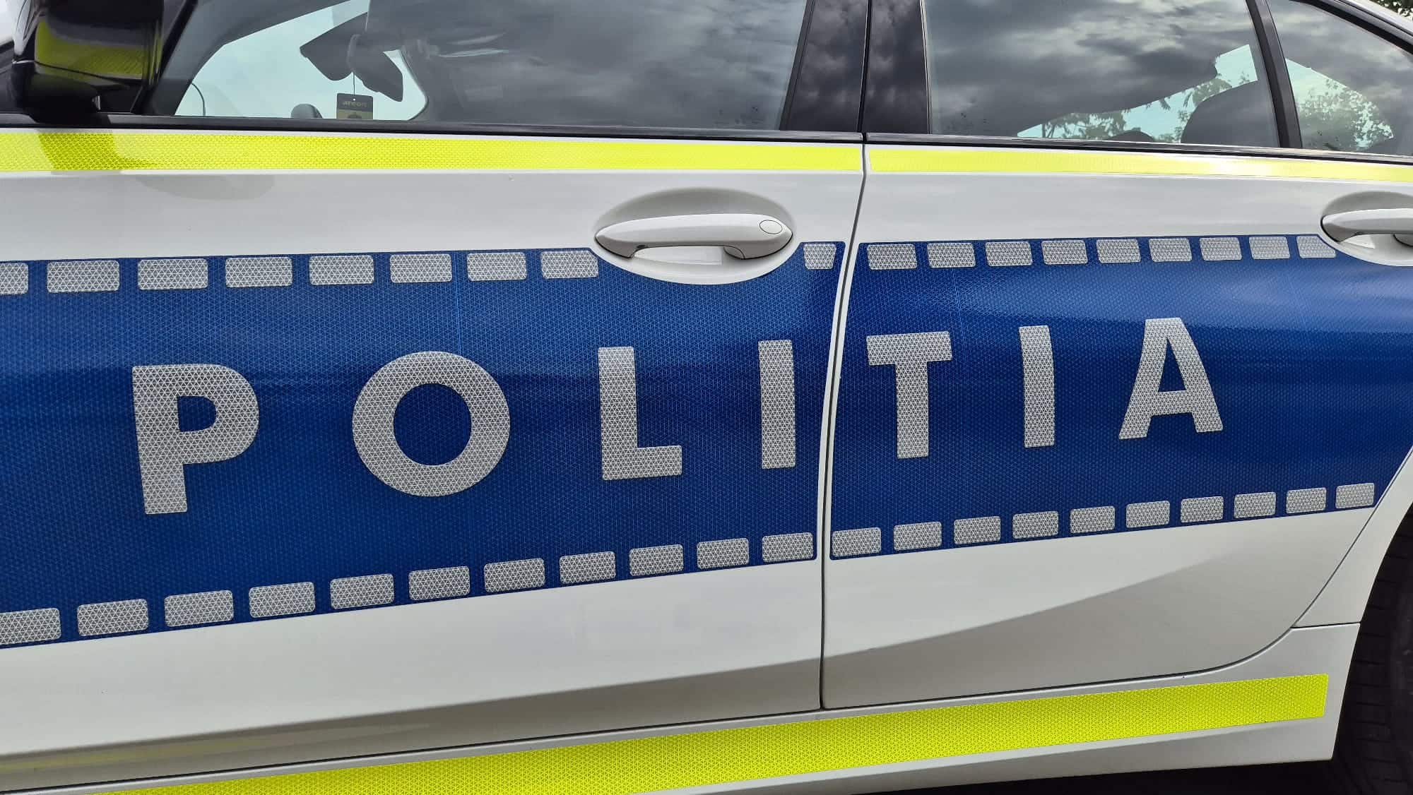 Polițiștii din Alba rețin un bărbat prins conducând băut și fără permis