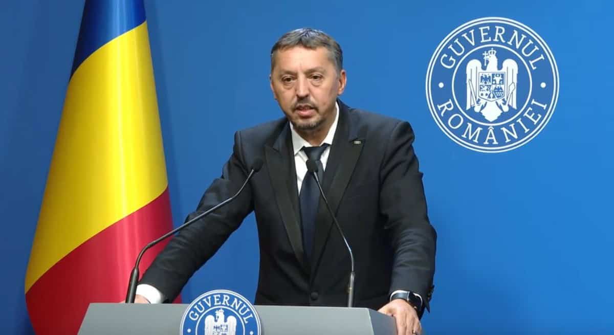 Daniel David își dă demisia din funcția de ministru al Educației