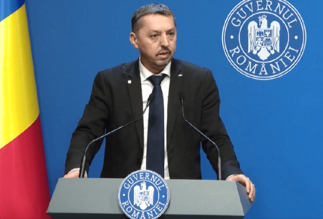 Daniel David ia în calcul plecarea din funcția de ministru al Educației în 2026