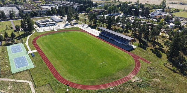 Compania Națională de Investiții finalizează recepția bazei sportive din Zărnești