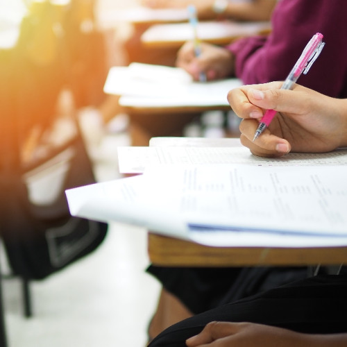 Ministerul Educației introduce două opționale noi pentru gimnaziu