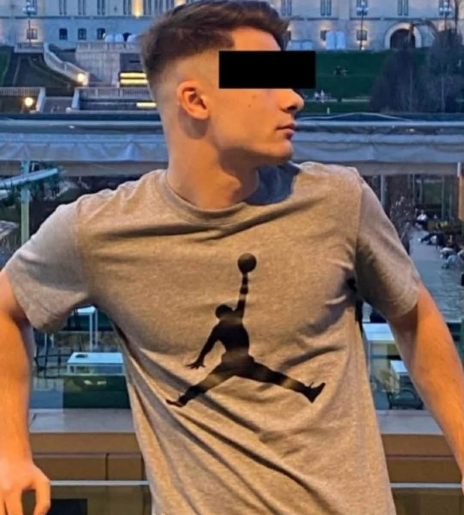 Militarul de 23 de ani găsit împușcat în baia unității militare din Deva