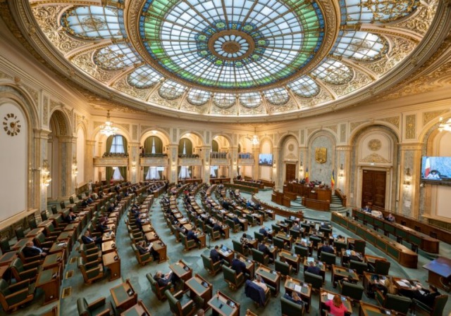 Senatul adoptă bugetul pentru 2026 cu alocări constante și reducere a cheltuielilor de personal