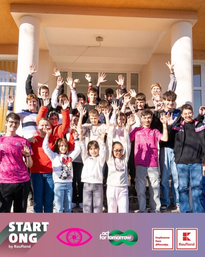 Echipa AiCitizens a dus educația practică STEM la peste 100 de elevi din Vrancea