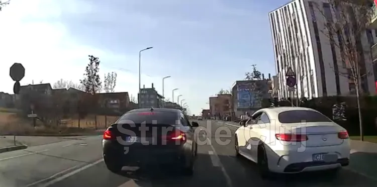 Poliția a sancționat doi șoferi pentru șicanare agresivă pe strada Buna Ziua din Cluj-Napoca