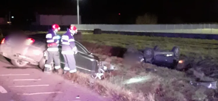 Echipaje de intervenție au acționat la un accident rutier în localitatea Iclod