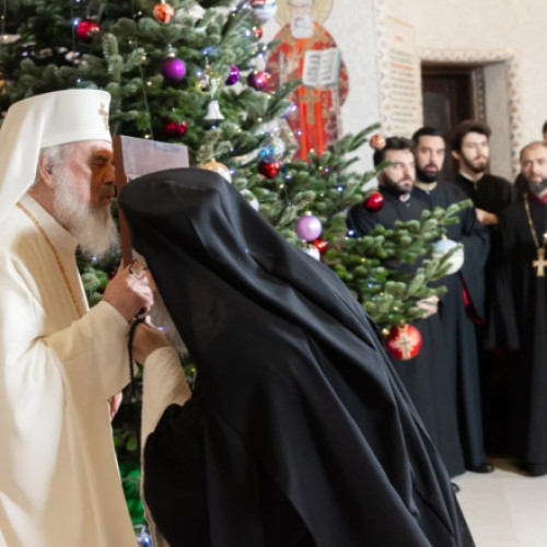 Patriarhul Daniel explică taina Nașterii Domnului și rolul icoanei în vestirea praznicului