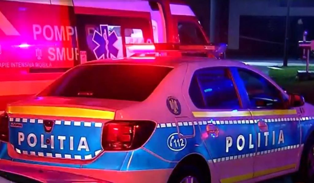 Bărbat răstornează mașina după ce consumă alcool pe drumul județean DJ 677 BE