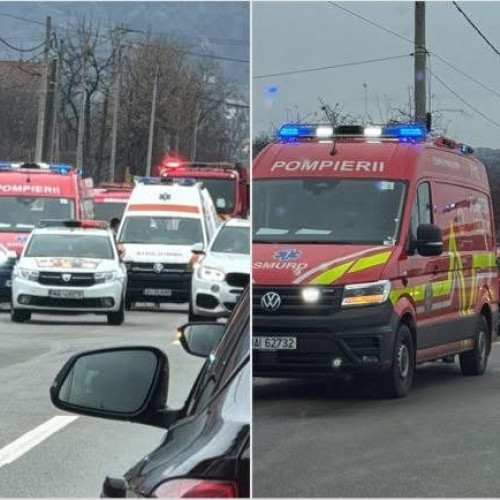Autoturism implicat într-un accident rutier pe DN 67, în zona Copăcelu