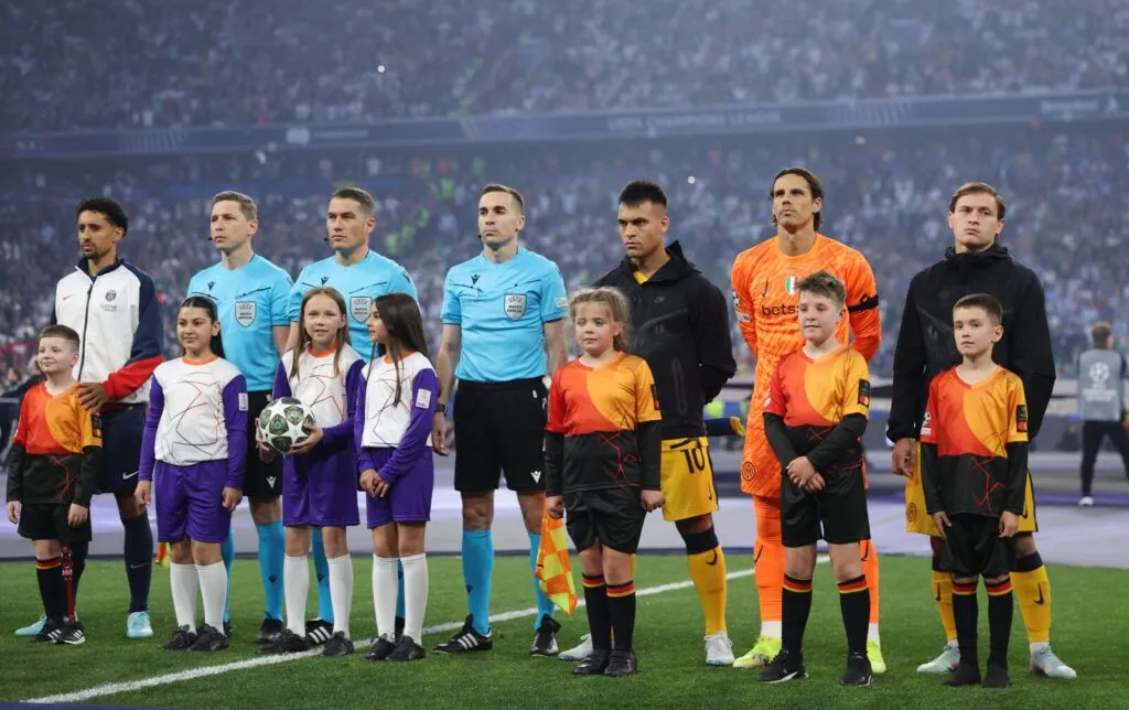 FIFA confirmă arbitrii români pentru competițiile internaționale din 2026