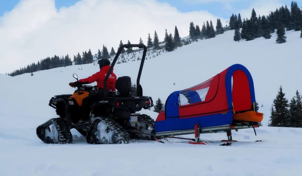 Salvamontiștii din Gorj intervin pentru două victime grav rănite după un accident cu ATV în Parâng