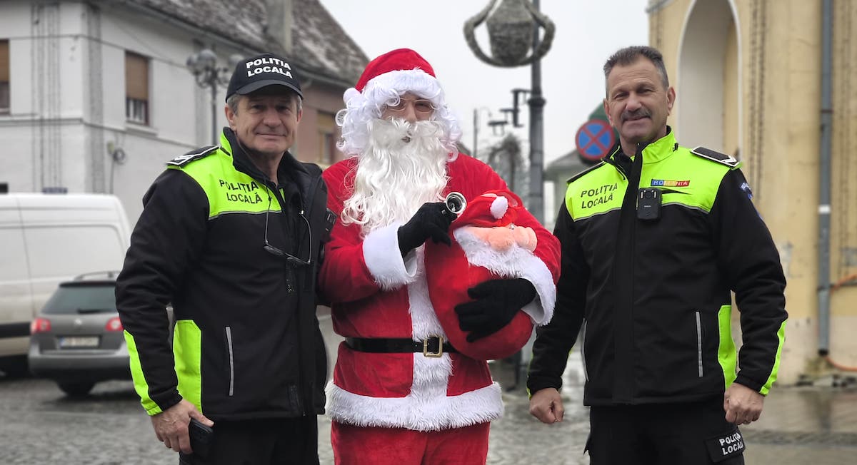 Moș Crăciun aduce bucurie copiilor și sprijin familiilor din Cisnădie