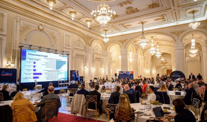 Românii din diaspora păstrează interesul pentru investiții în România, arată sondajul RePatriot 2025