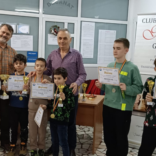 Juniorii de la ACS Genius domină Cupa de iarnă la șah de la Galați