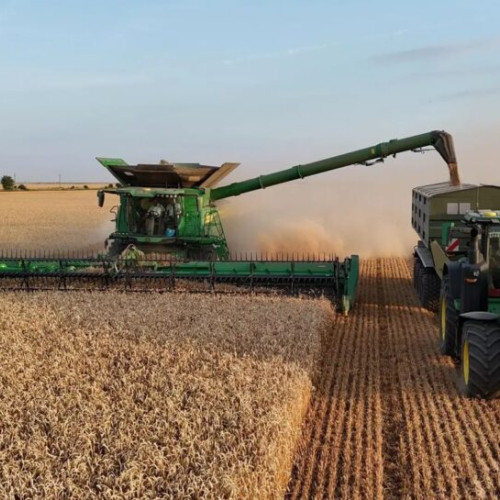 Ministerul Agriculturii alocă aproape 501 milioane euro pentru investiții în agricultură în primele două luni din 2026