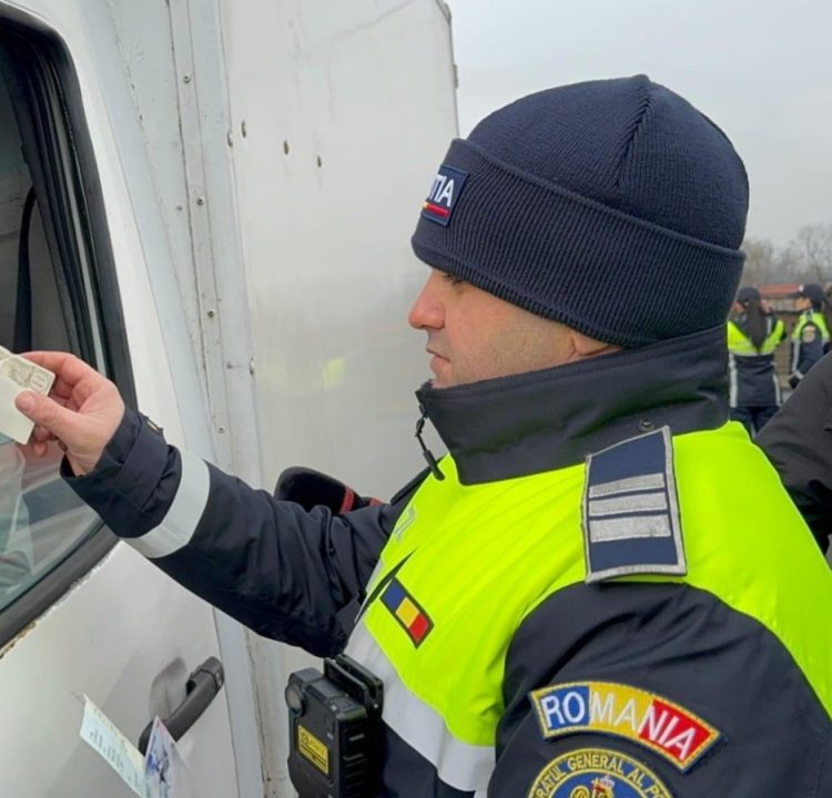 Polițiștii rutieri au aplicat peste 350 de sancțiuni în județ în primele zile din 2026