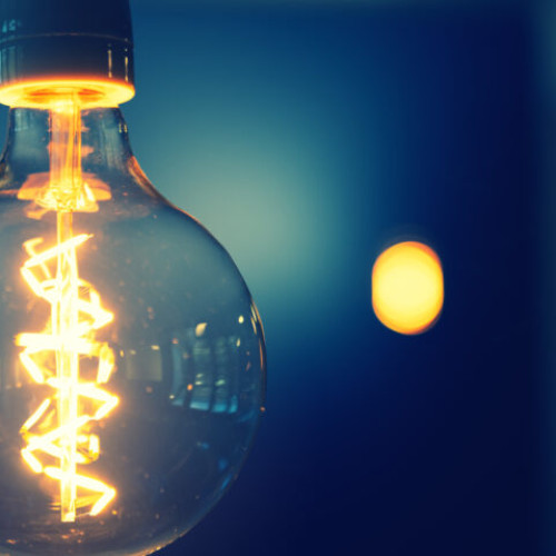 Peste 400 de consumatori au rămas fără energie în trei localităţi harghitene din cauza vremii