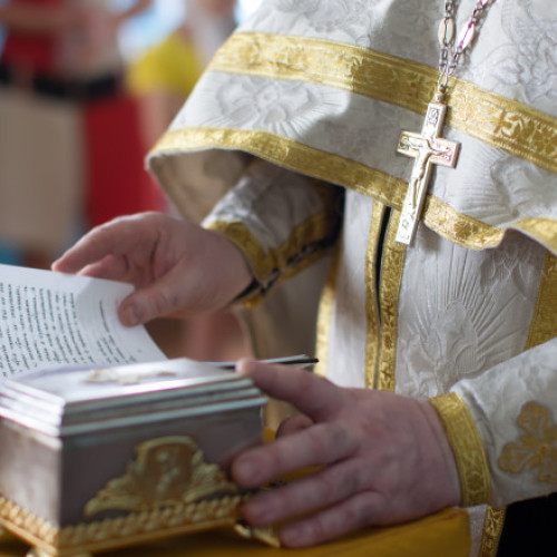 Biserica ortodoxă îl cinstește pe Sfântul Ioan Botezătorul și încheie ciclul sărbătorilor de iarnă