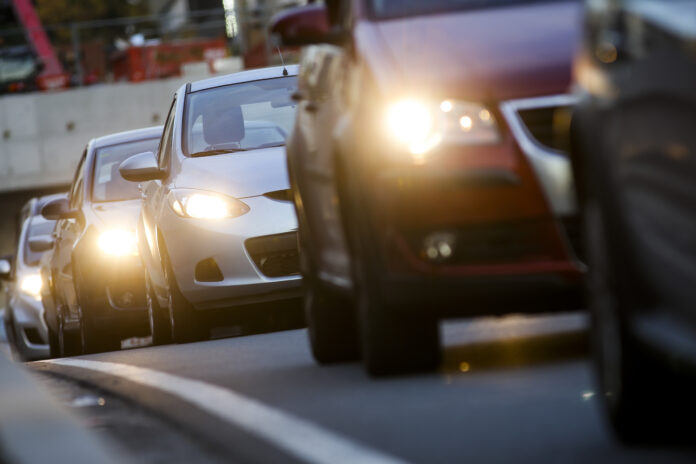 Trafic intens pe Valea Prahovei, poliția recomandă rute alternative