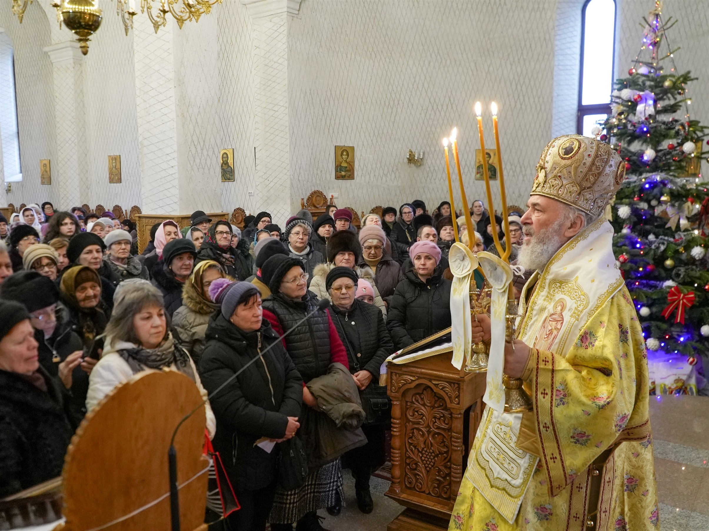 Arhiepiscopul Casian a oficiat Sfânta Liturghie la parohia Sfântul Ioan Botezătorul din Galați