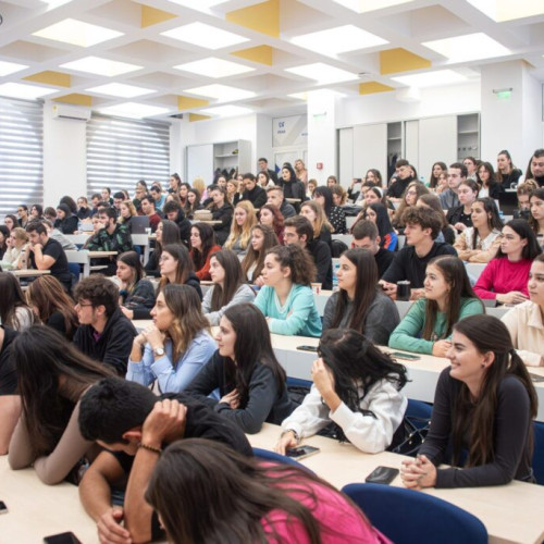 Studenții din Iași reîncep cursurile și se pregătesc pentru sesiunea de iarnă 2026