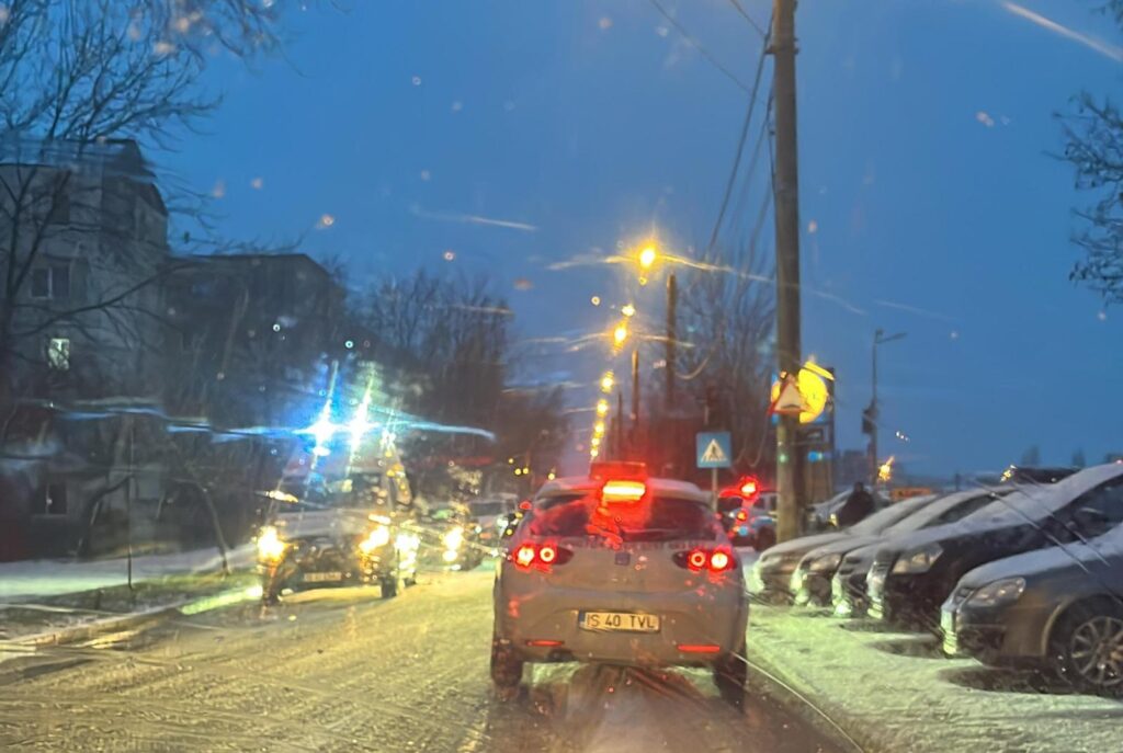 O femeie din Botoșani a accidentat un pieton pe strada Tabacului din Iași