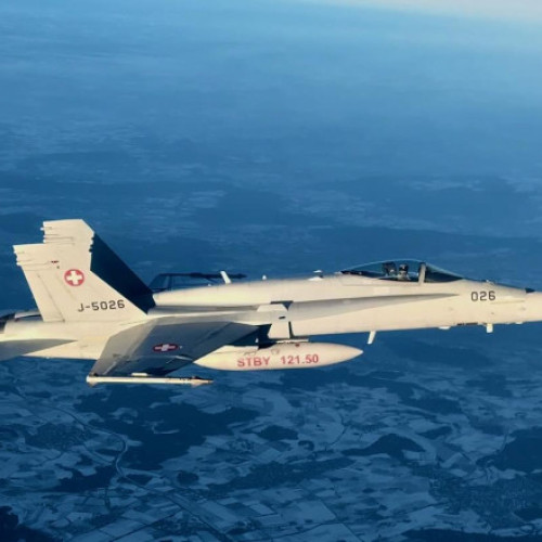 Ministerul Apărării: Aeronava Spartan escortată de avioane F-18 elvețiene în semn de respect