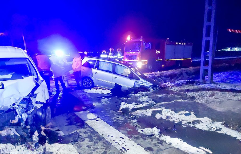Doi răniți după un accident în comuna Căteasca, satul Coșeri